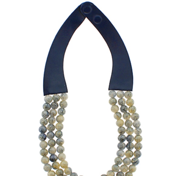 3 Row Glass Beads Necklace - Picture 4 of 4